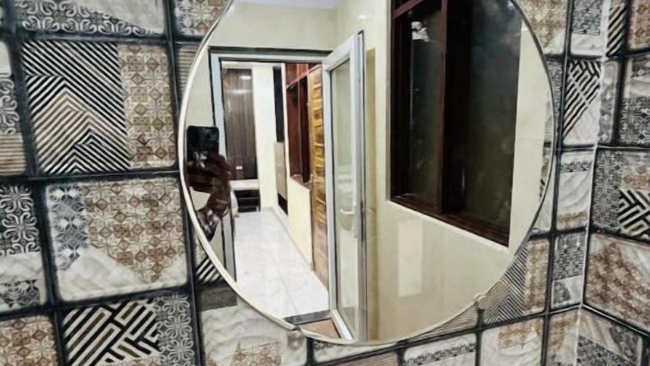 Photo of Bathroom in Kalyanpur