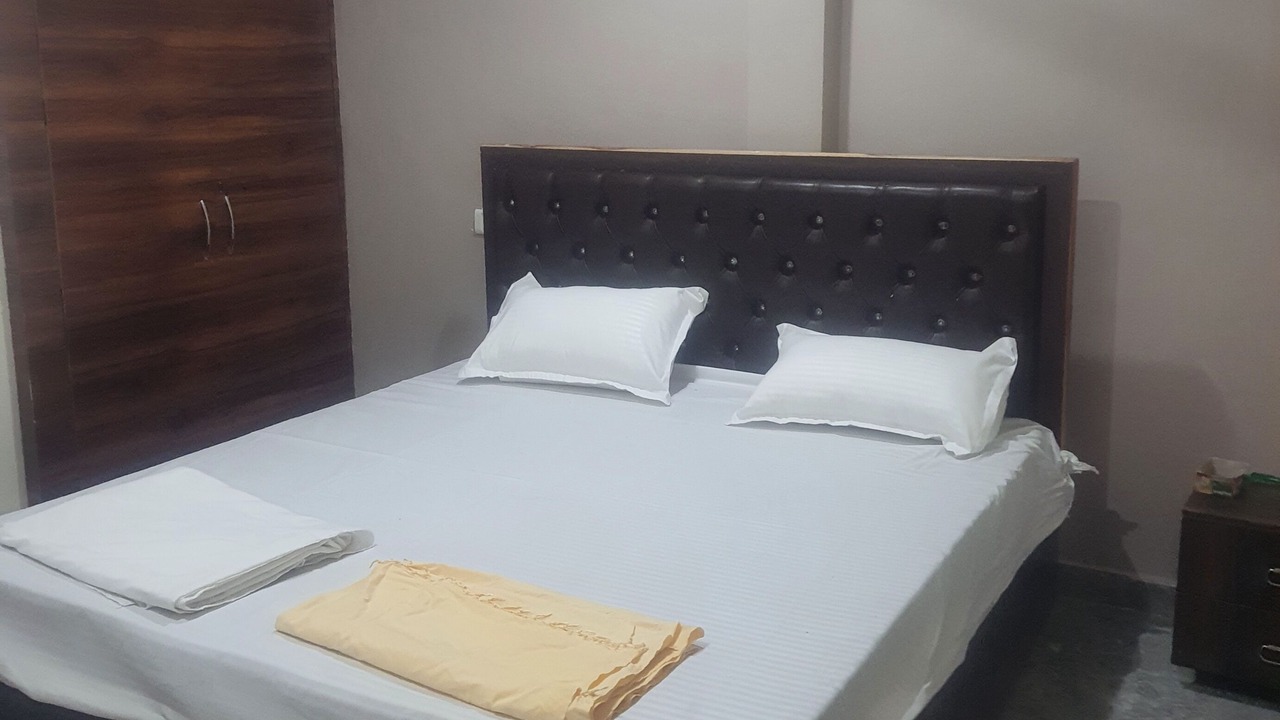 Photo of Bedroom in Varanasi