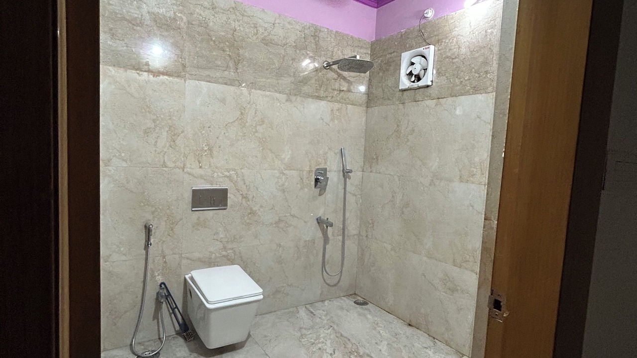 Photo of Bathroom in Bodh Gaya