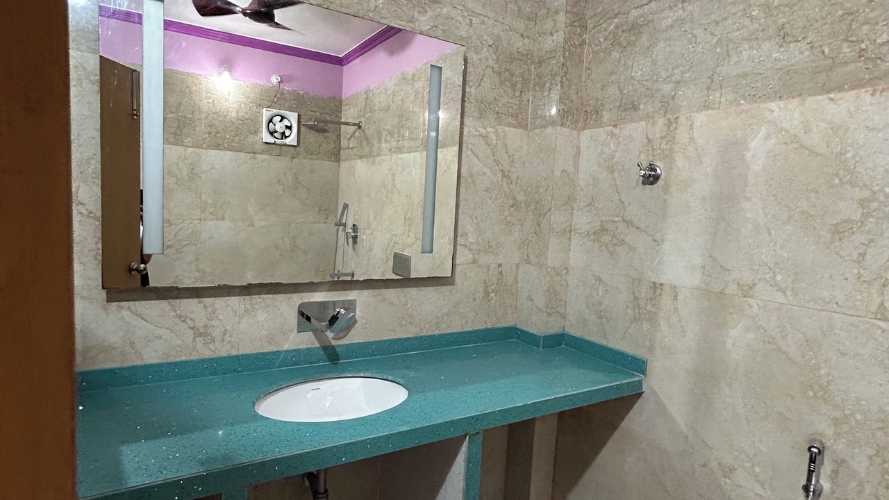 Photo of Bathroom in Bodh Gaya