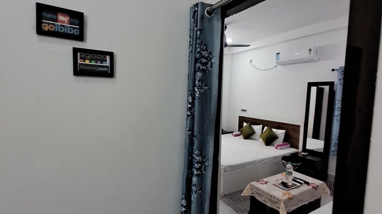 Photo of Bedroom in Rampur Hat