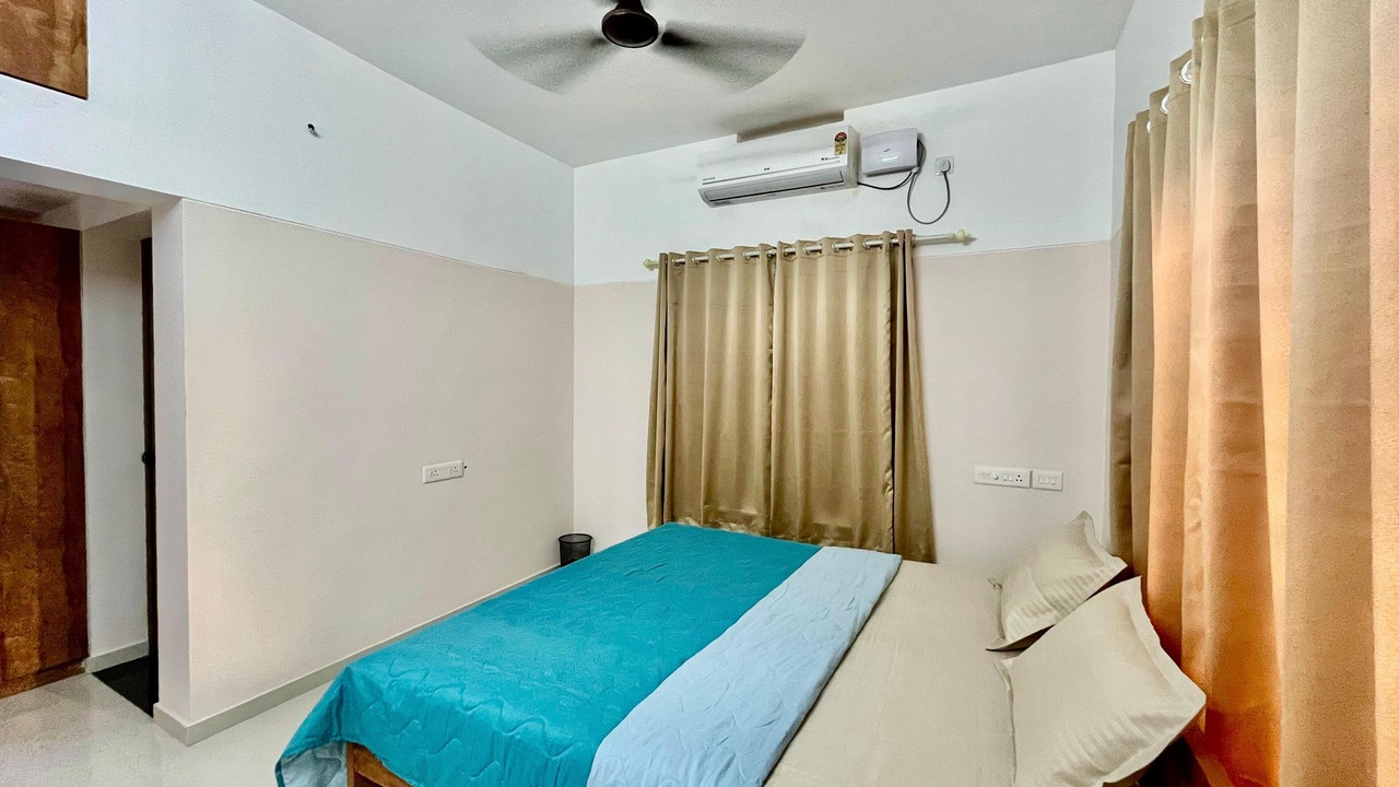 Photo of Bedroom in Thiruvananthapuram