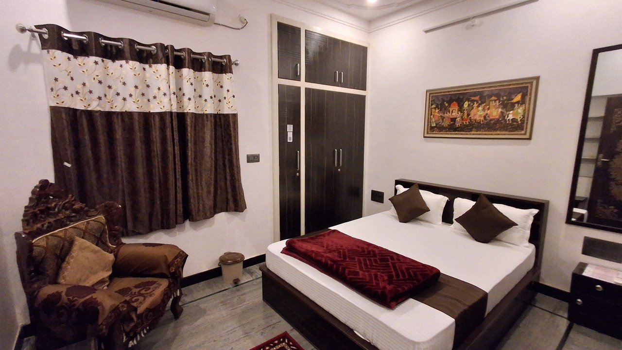 Photo of Bedroom in Lake Swaroop Sagar