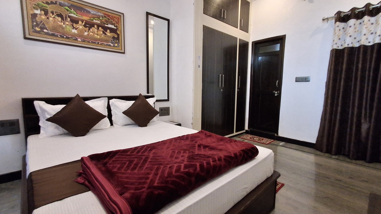 Photo of Bedroom in Lake Swaroop Sagar