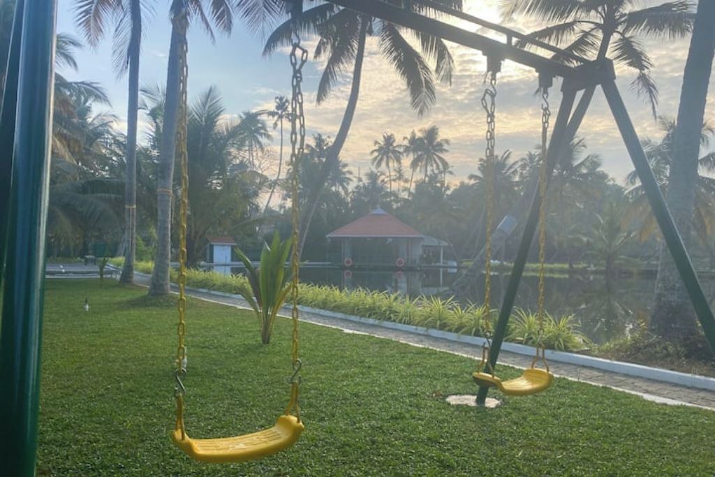 Photo of Others in Kumbalangi