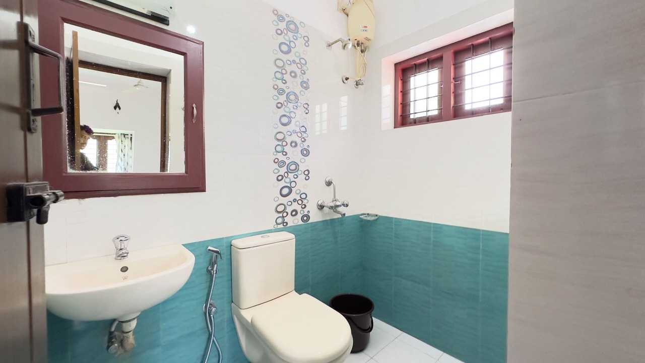 Photo of Bathroom in Thiruvananthapuram