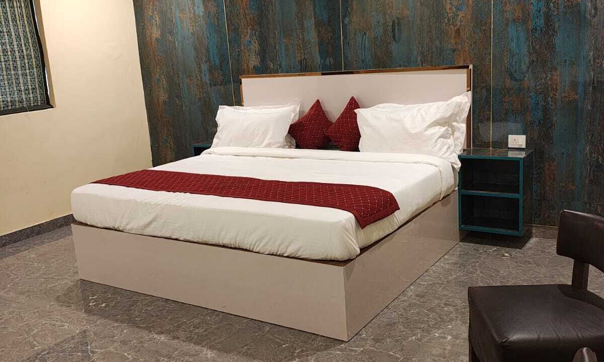 Photo of Bedroom in Sector 62