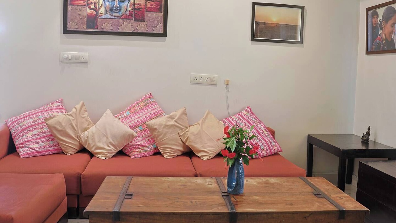 Photo of Livingroom in Raja Park