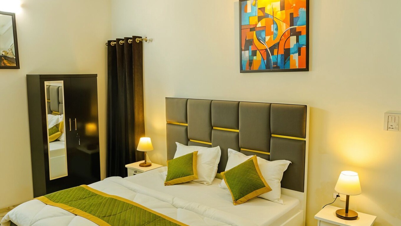 Photo of Bedroom in Lucknow
