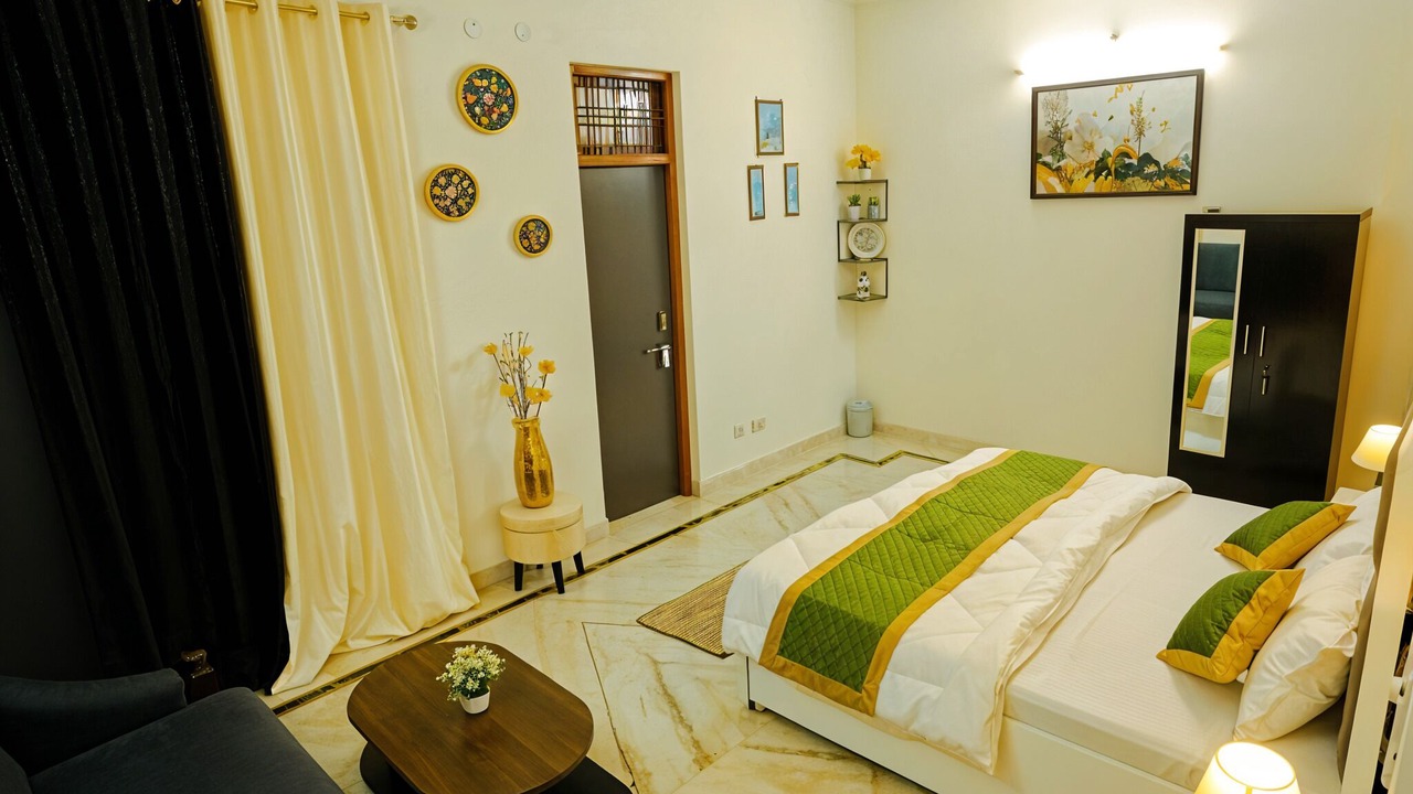 Photo of Bedroom in Lucknow