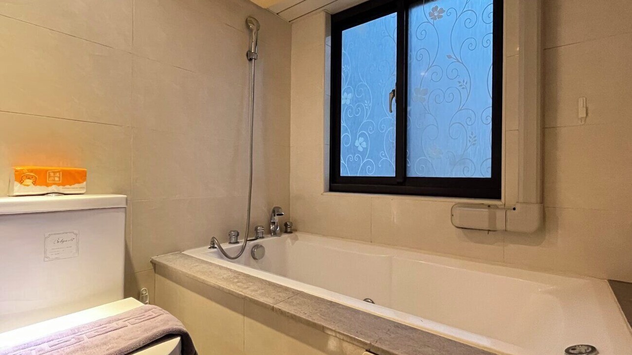 Photo of Bathroom in Datong