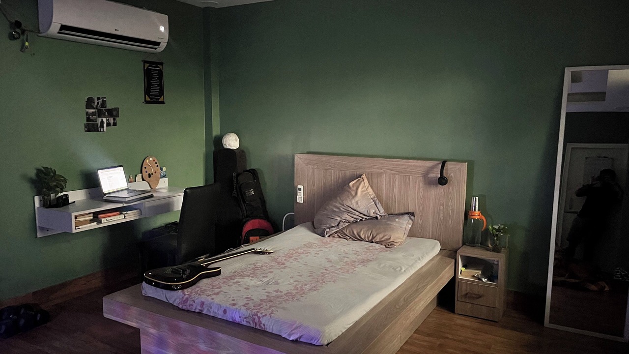 Photo of Bedroom in Mayur Vihar Phase III