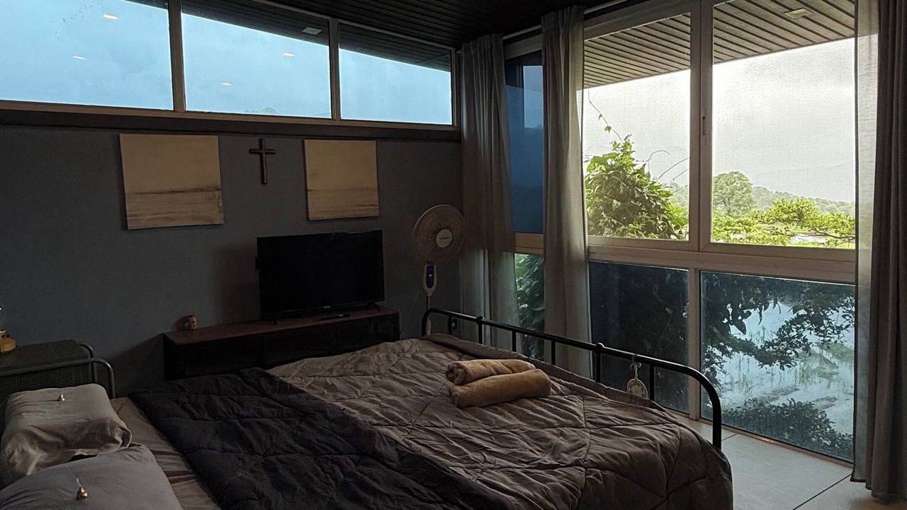 Photo of Bedroom in Javan