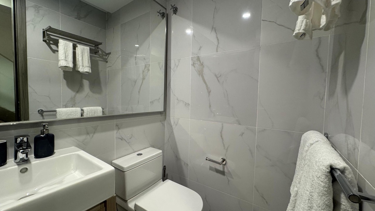 Photo of Bathroom in Imbi