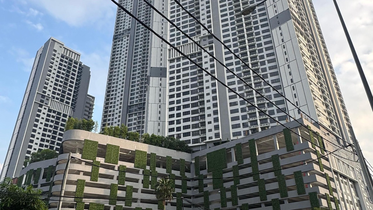 Photo of Outdoor in Imbi