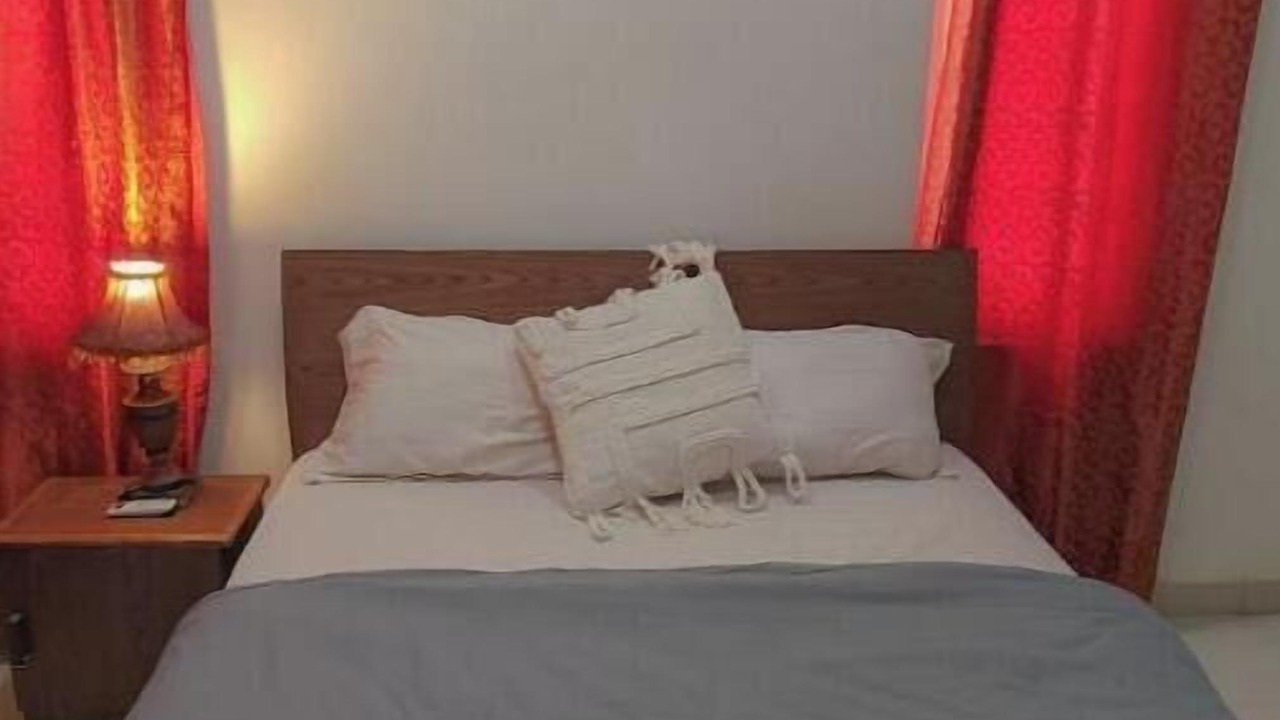 Photo of Bedroom in Moinabad