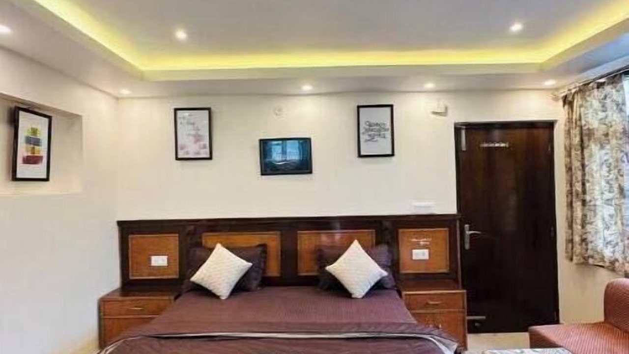 Photo of Bedroom in Delhi Cantonment