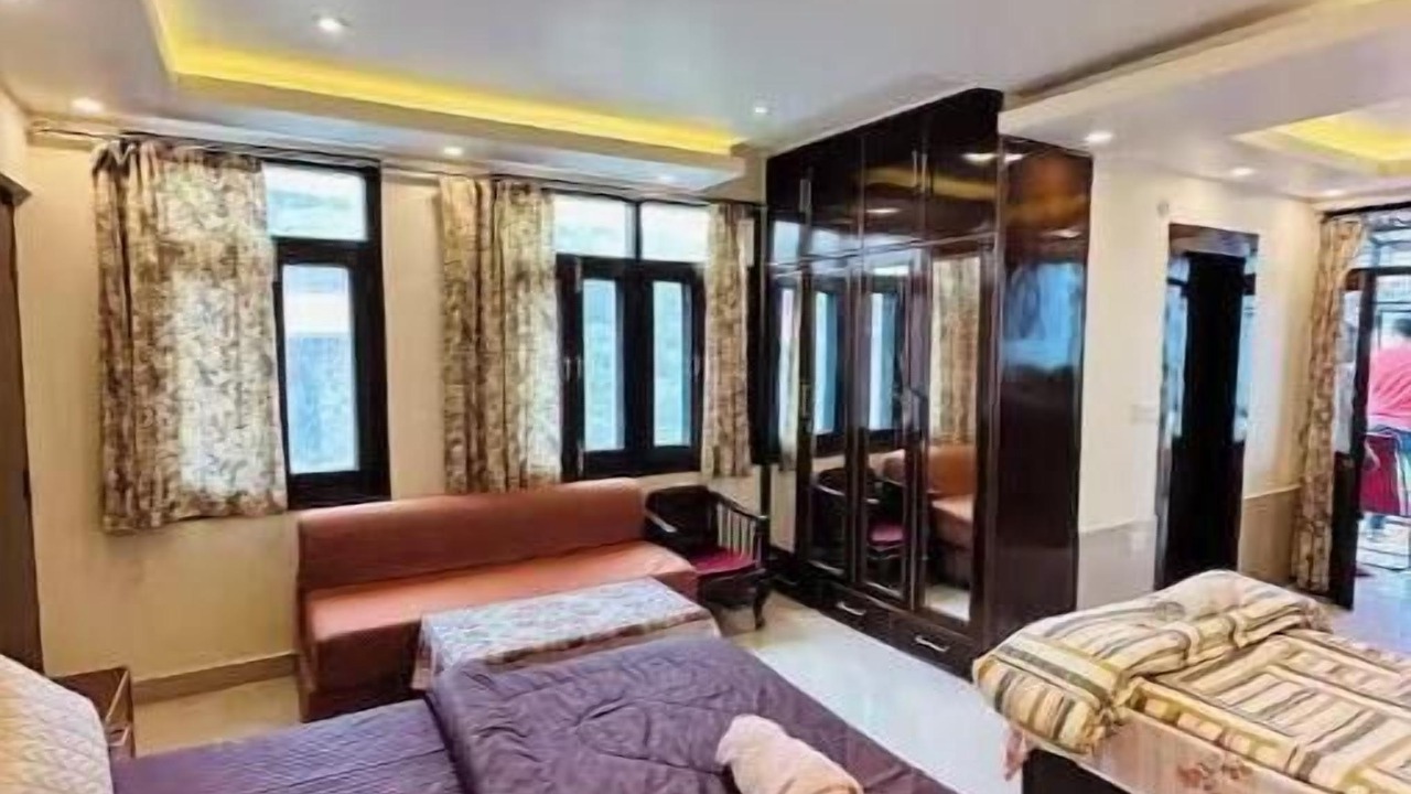Photo of Bedroom in Delhi Cantonment