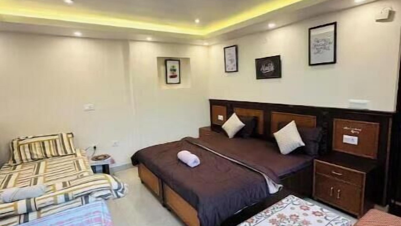 Photo of Bedroom in Delhi Cantonment