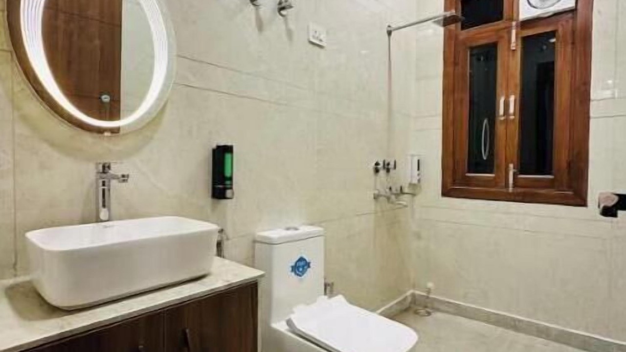 Photo of Bathroom in Delhi Cantonment