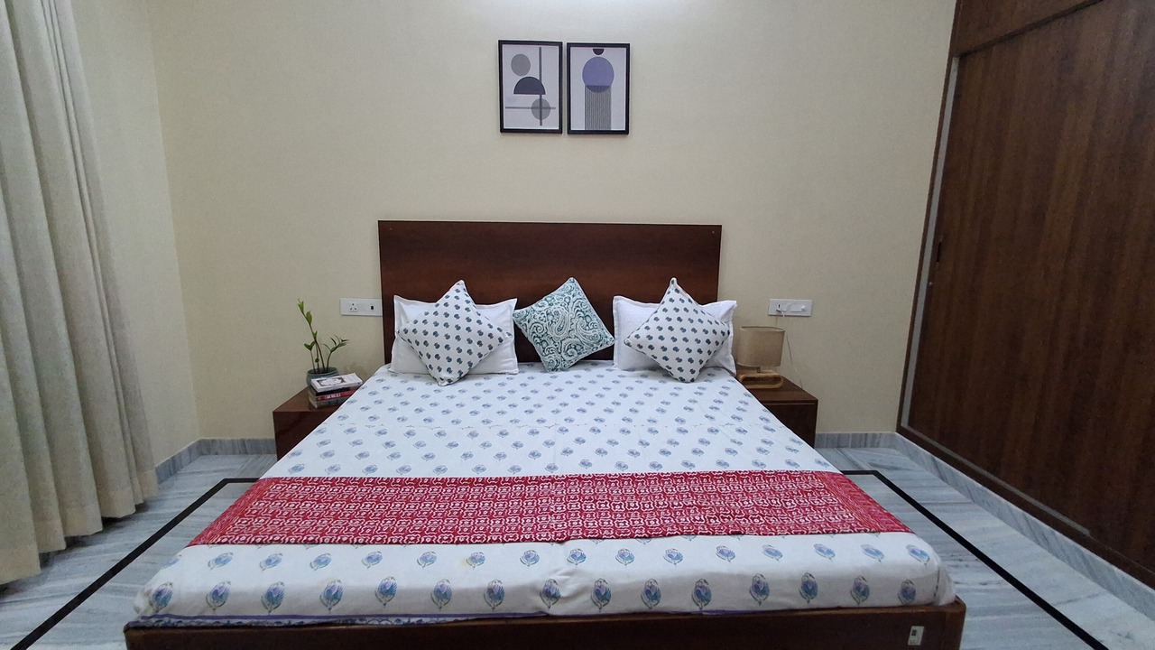 Photo of Bedroom in Vaishali Nagar