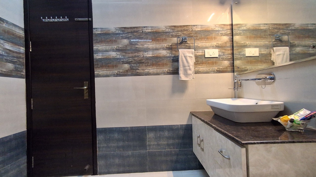 Photo of Bathroom in Vaishali Nagar