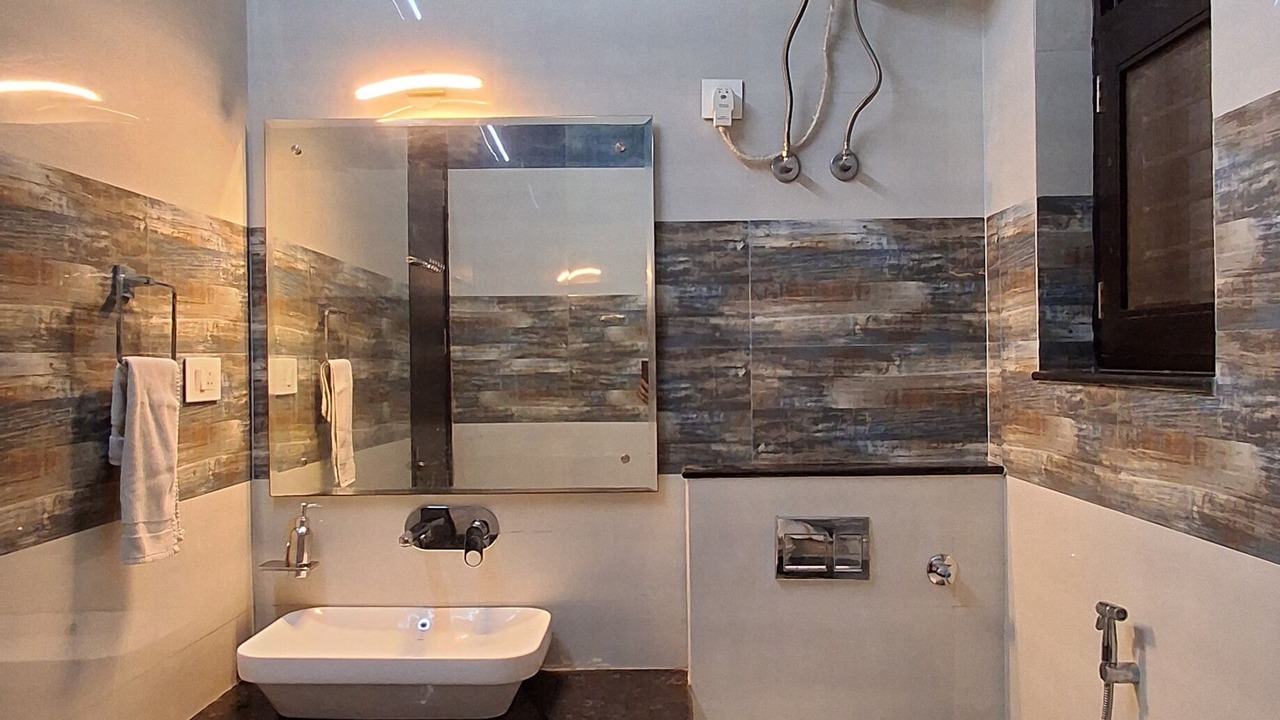 Photo of Bathroom in Vaishali Nagar