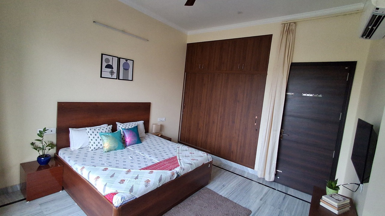 Photo of Bedroom in Vaishali Nagar