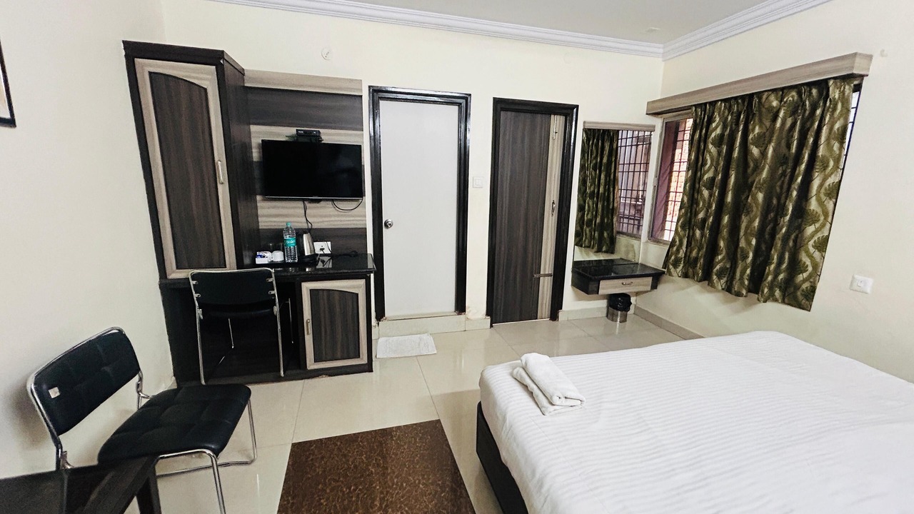 Photo of Bedroom in Visakhapatnam
