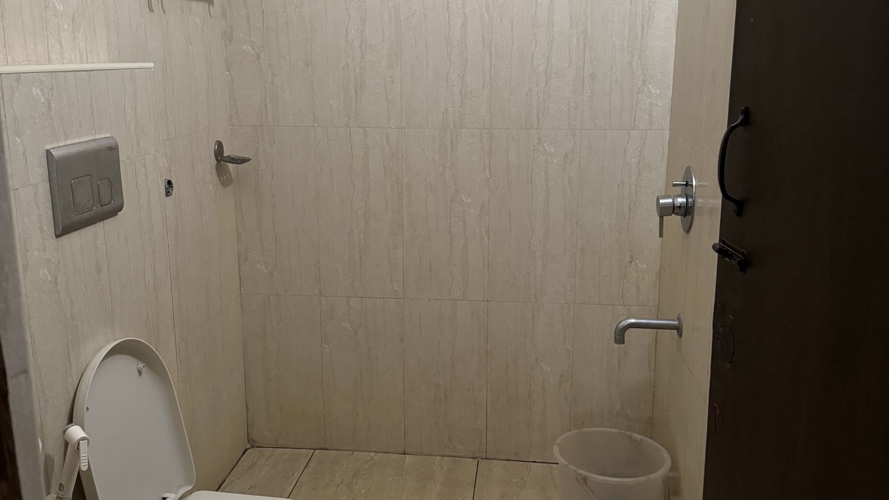 Photo of Bathroom in Bommayapalayam