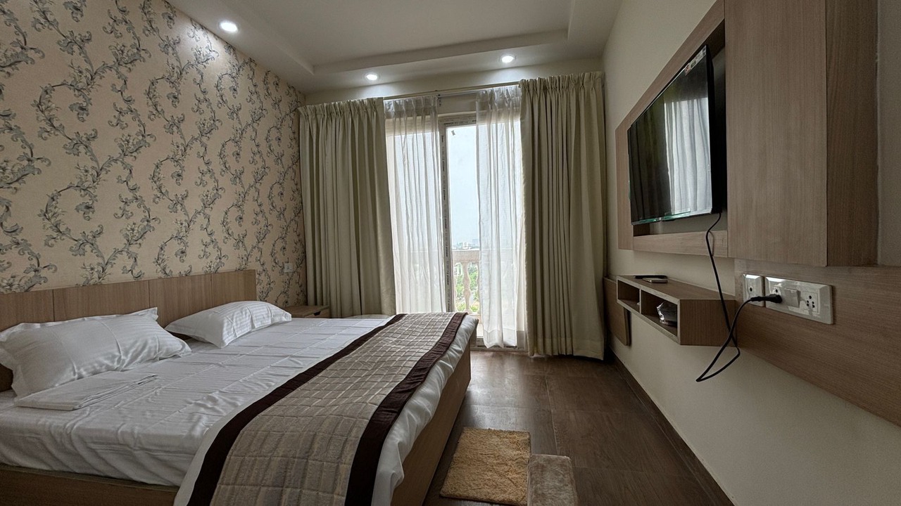 Photo of Bedroom in Greater Noida