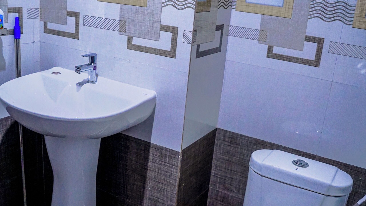 Photo of Bathroom in Varanasi