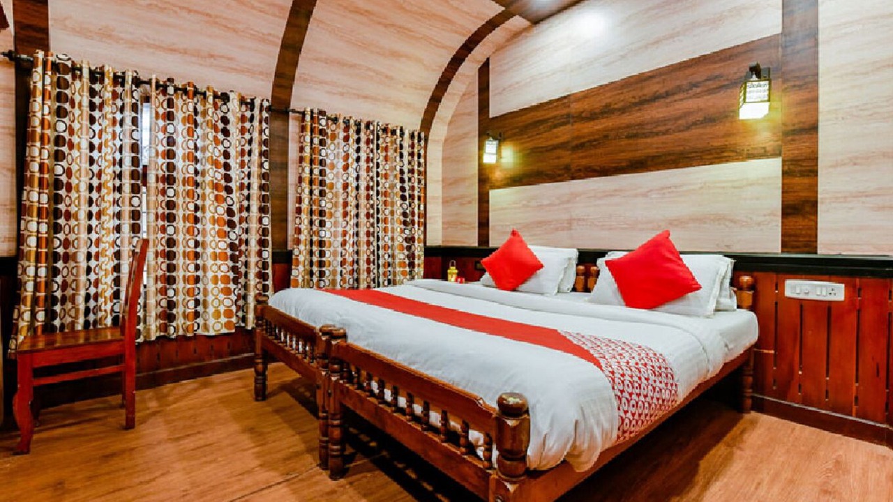Photo of Bedroom in Alappuzha