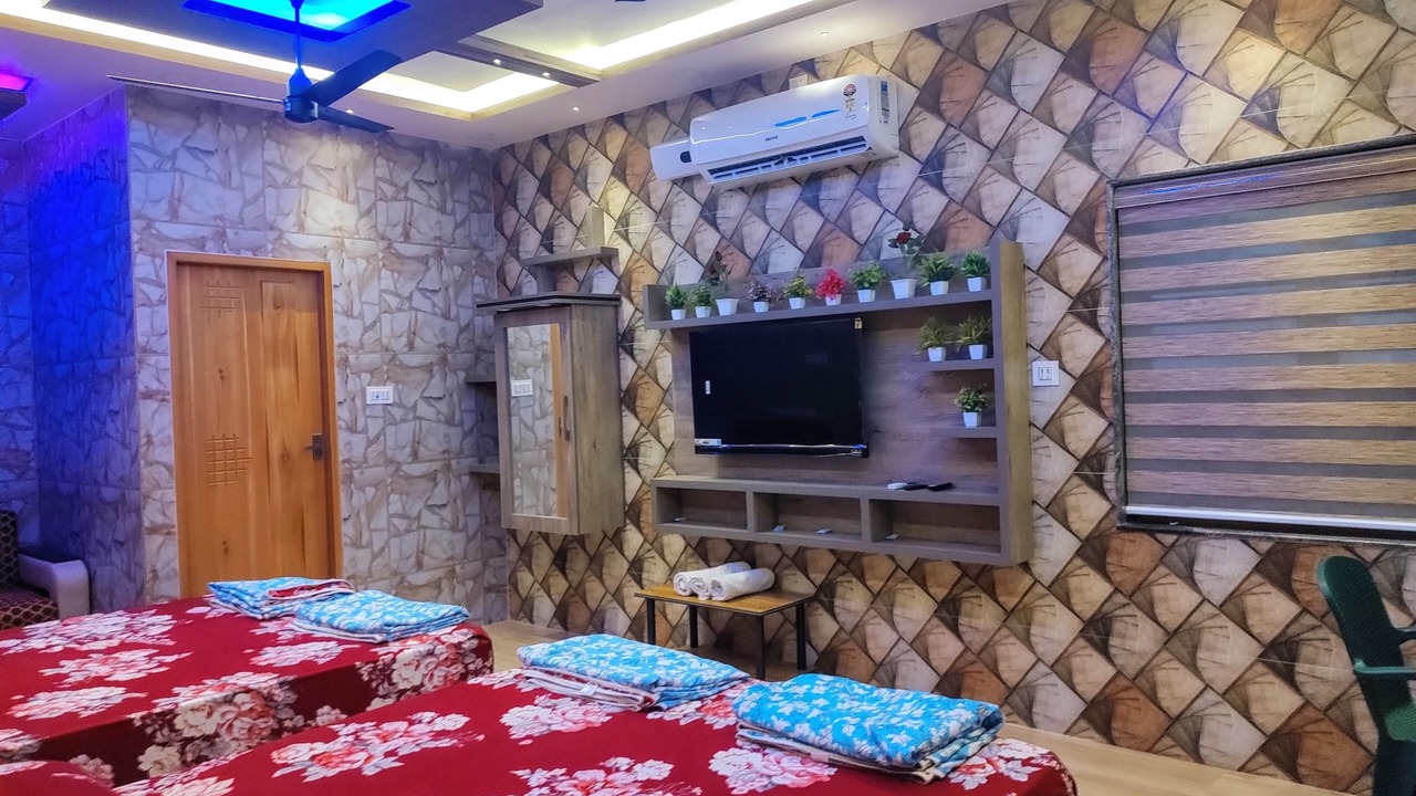 Photo of Bedroom in Thiruvananthapuram