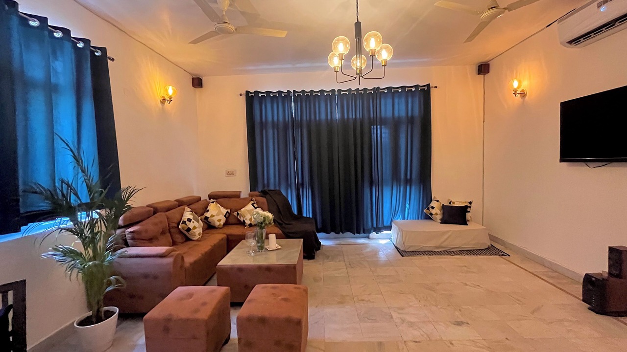 Photo of Livingroom in Greater Noida