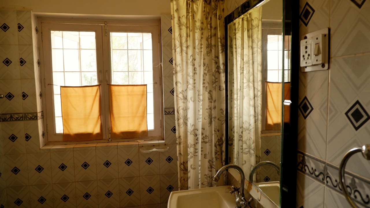 Photo of Bathroom in DLF City