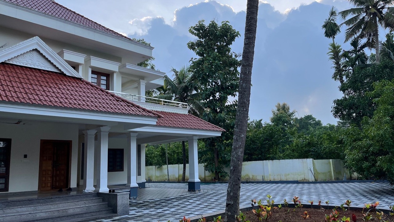 Photo of Outdoor in Thanneermukkom