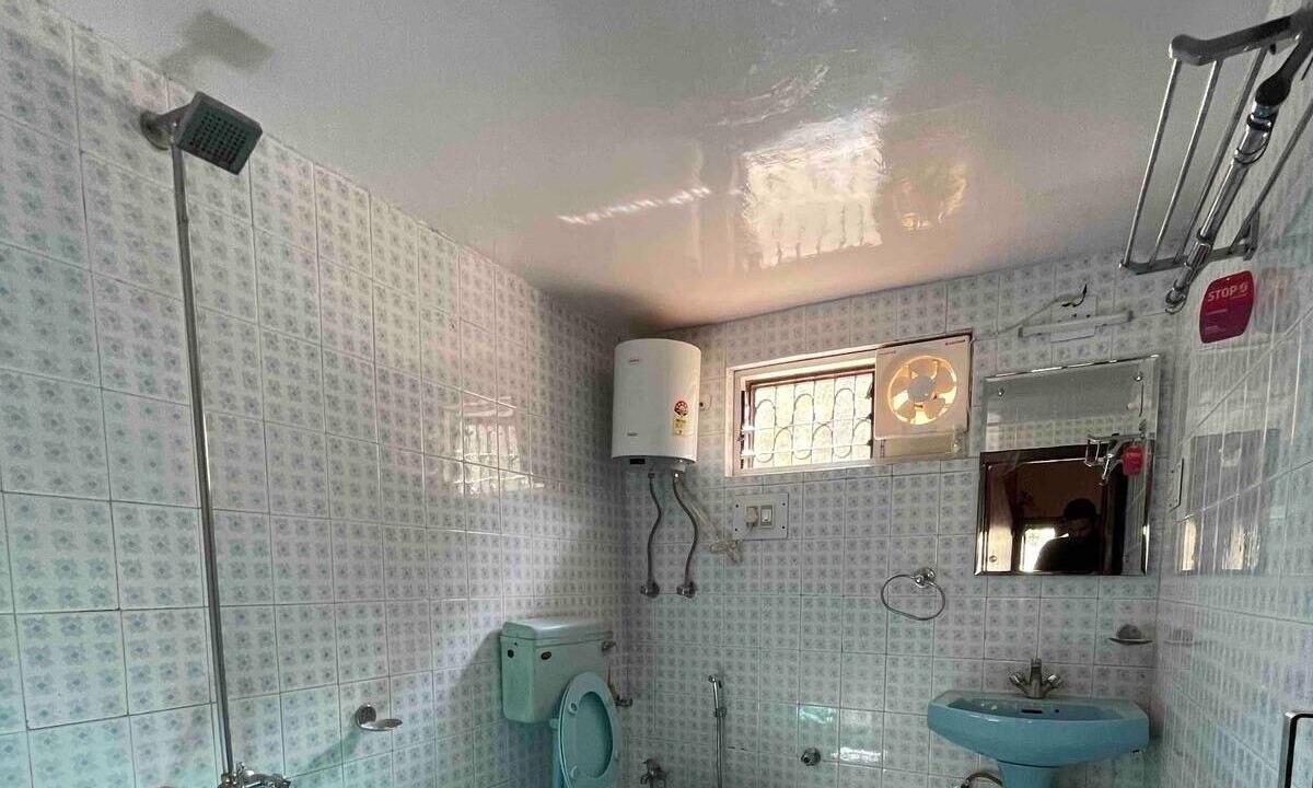 Photo of Bathroom in Abu Road