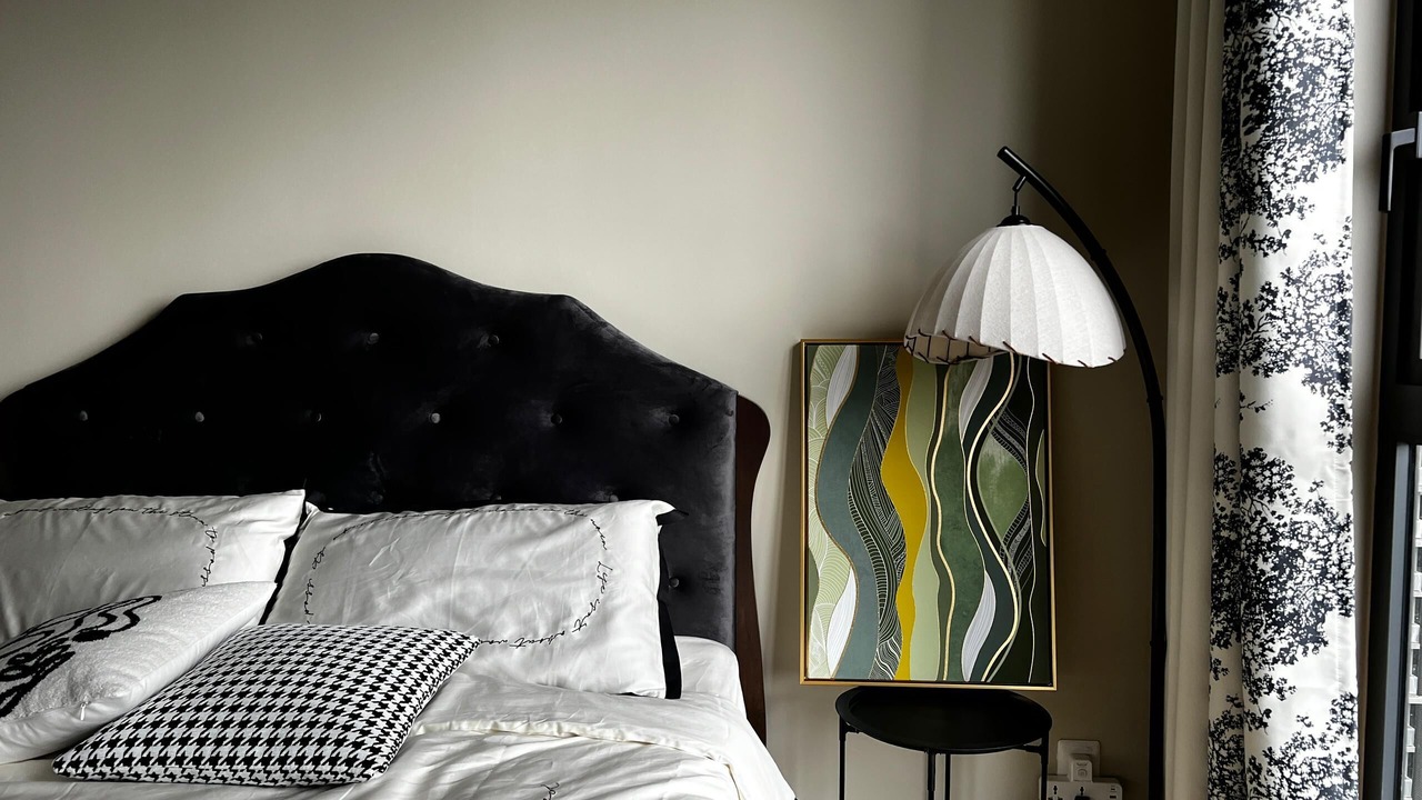Photo of Bedroom in Maluri