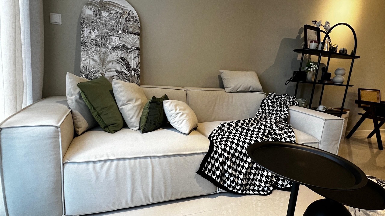 Photo of Livingroom in Maluri