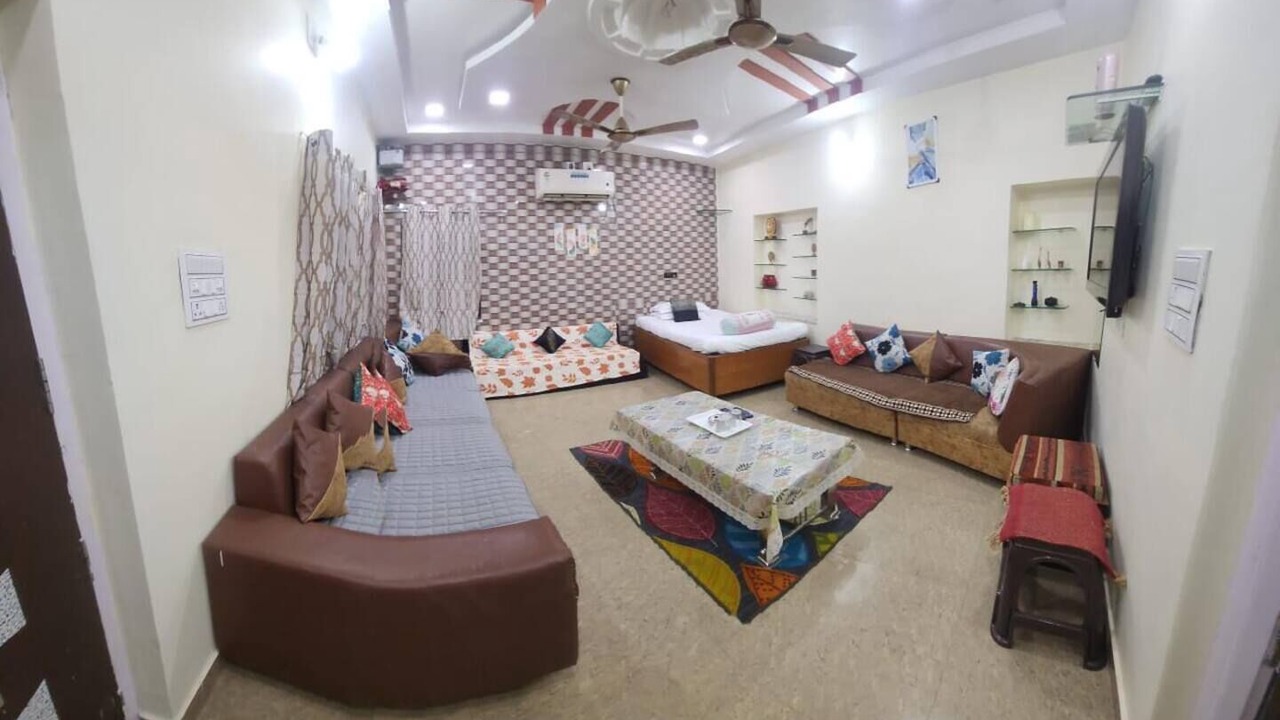 Photo of Bedroom in Mount Abu