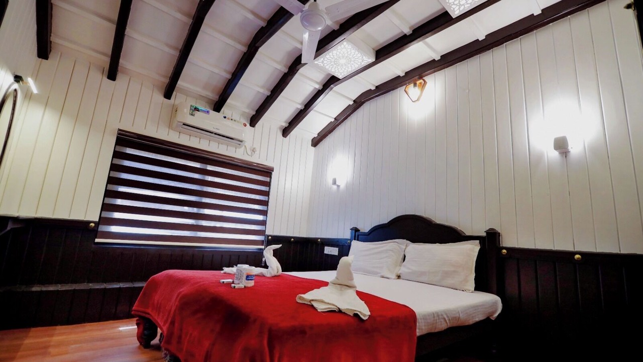 Photo of Bedroom in Alappuzha