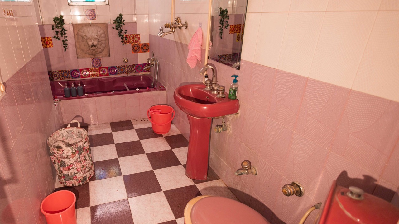 Photo of Bathroom in Malviya Nagar