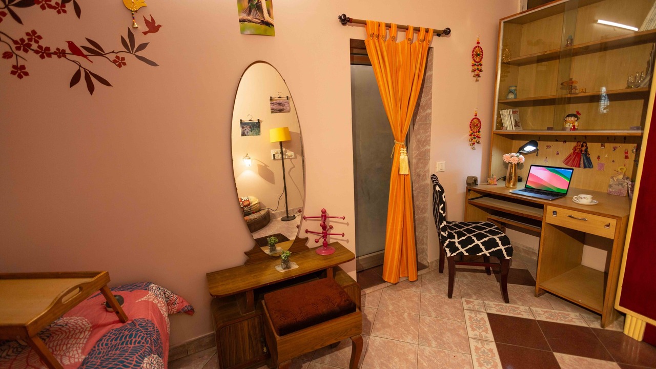 Photo of Bedroom in Malviya Nagar