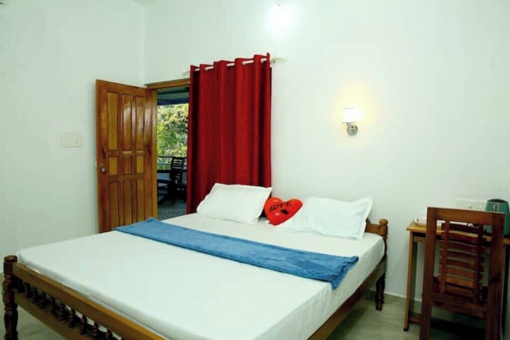 Photo of Bedroom in Kumily