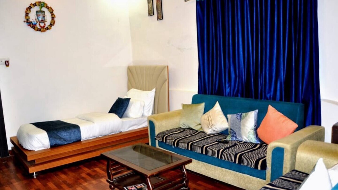 Photo of Livingroom in Mount Abu