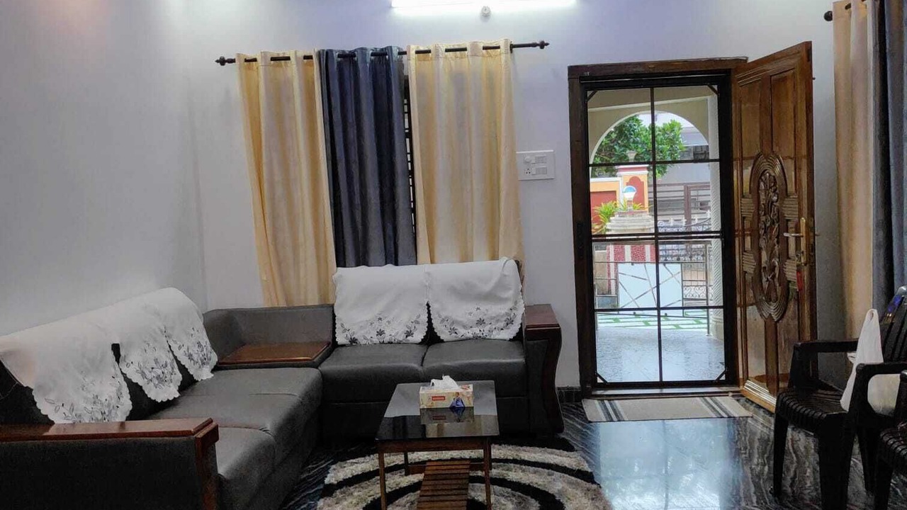Photo of Livingroom in Mallapalli