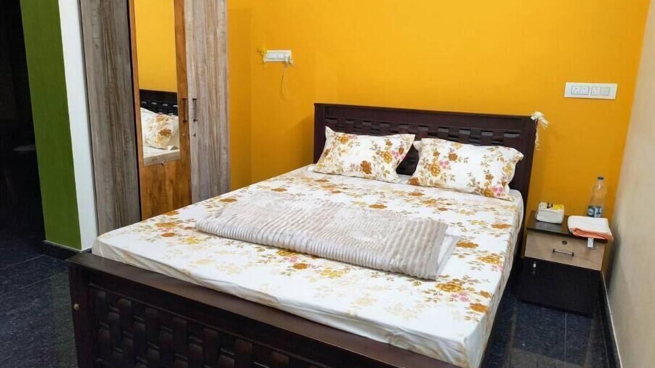 Photo of Bedroom in Honavar