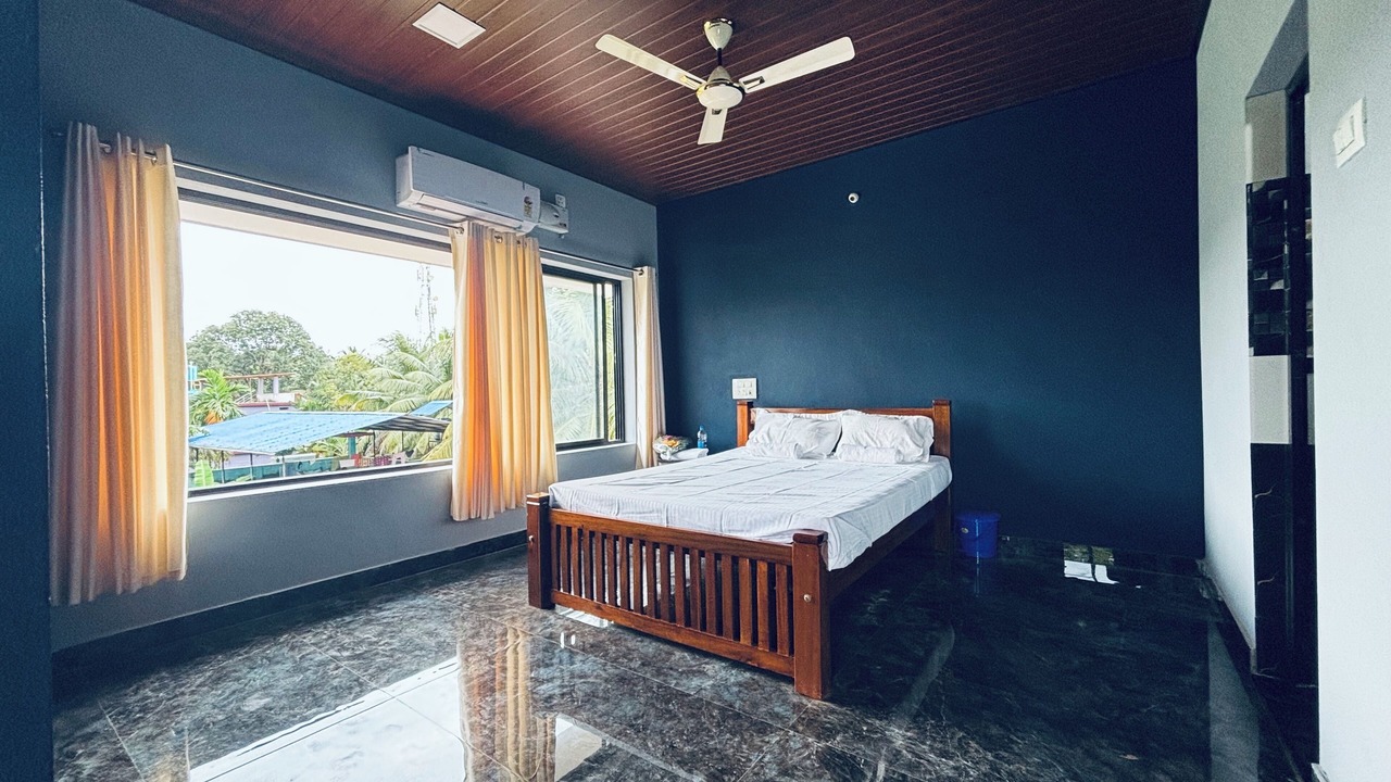 Photo of Bedroom in Honavar