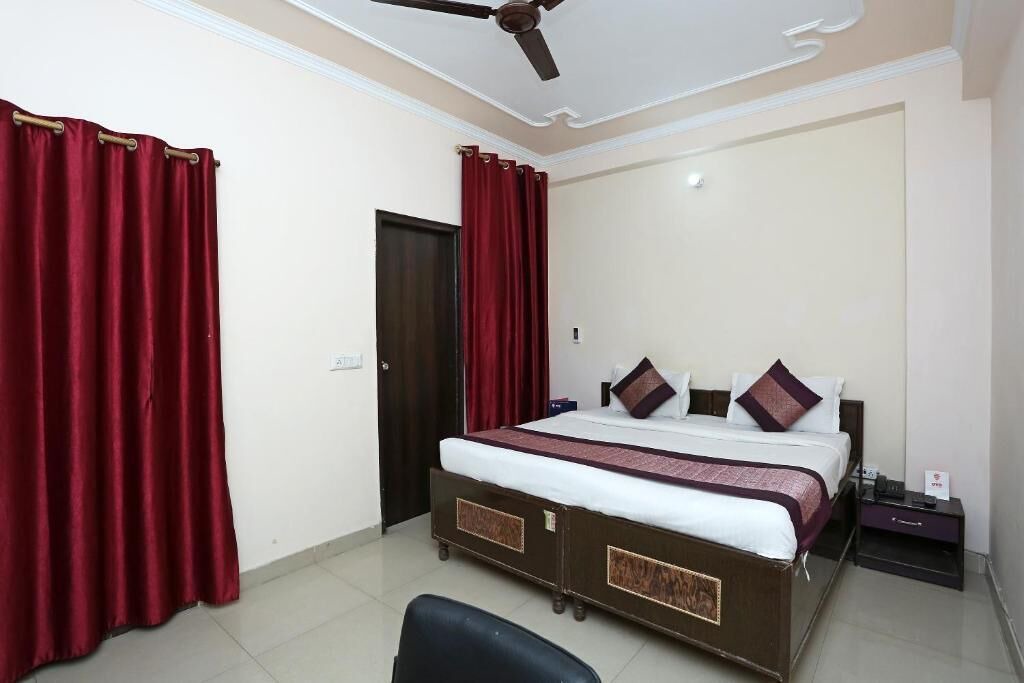 Photo of Bedroom in Mahipalpur